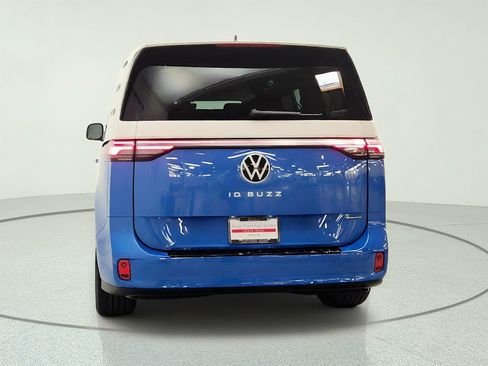 Used 2025 Volkswagen ID. Buzz Pro S Plus AWD/4WD image 6