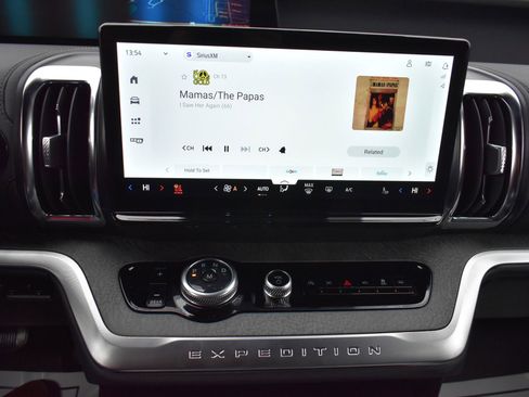 New 2025 Ford Expedition Tremor image 25