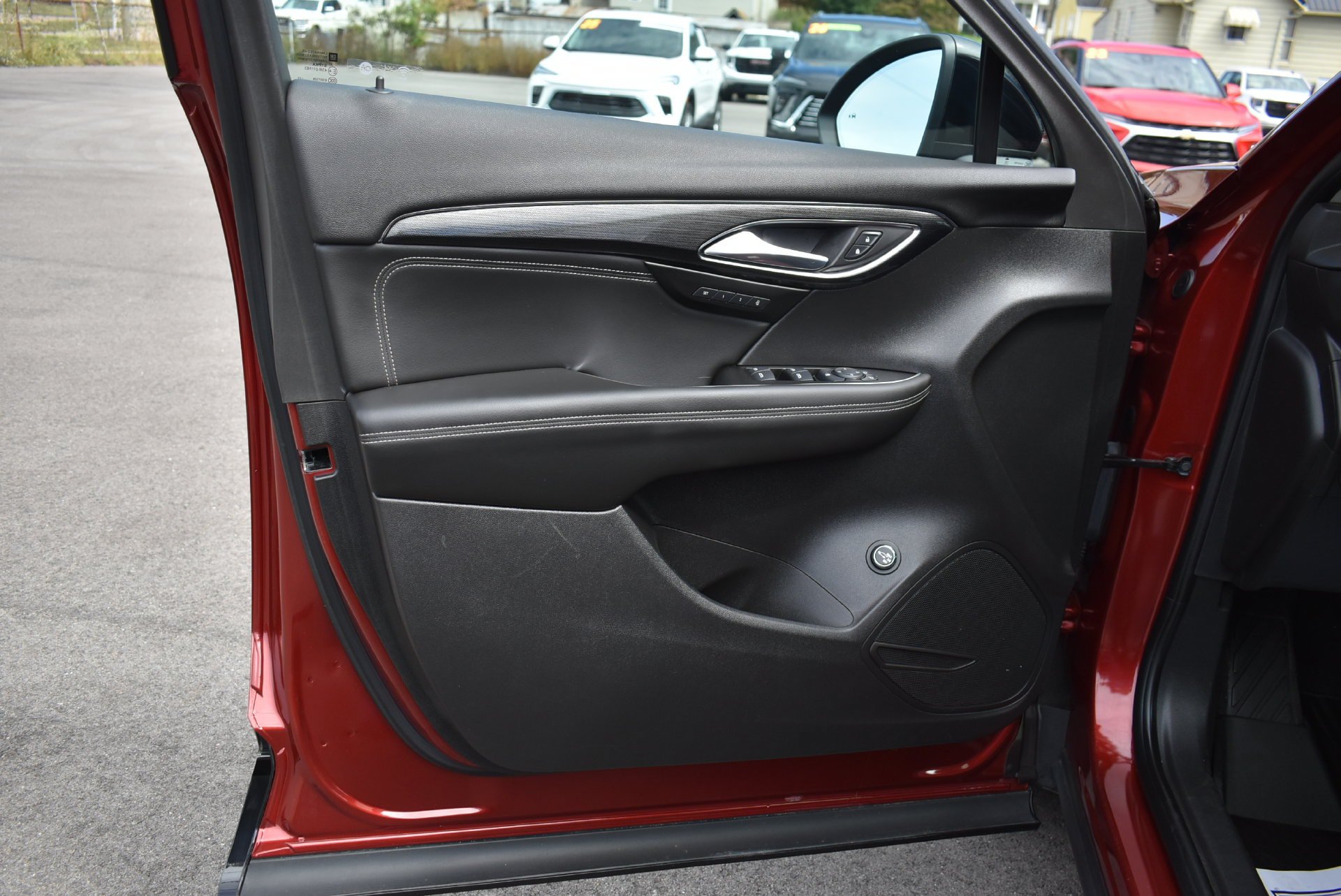Used 2023 Buick Envision Essence w/ Sport Touring Package AWD/4WD image 10
