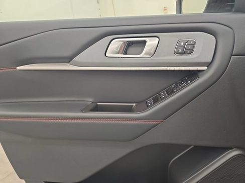 New 2026 Ford Explorer ST AWD/4WD image 41