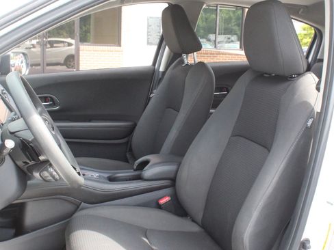 Used 2022 Honda HR-V EX image 13