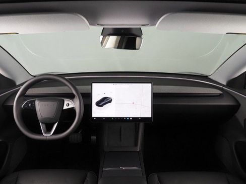 Used 2025 Tesla Model 3 Long Range image 3