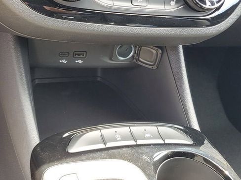 New 2026 Buick Envista Sport Touring w/ Convenience I Package FWD image 23