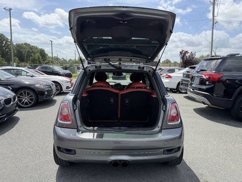 Used 2010 MINI Cooper John Cooper Works FWD image 10