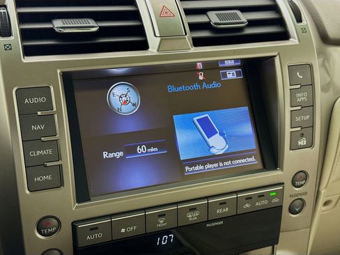 Used 2019 Lexus GX 460 Premium w/ Premium Package image 16