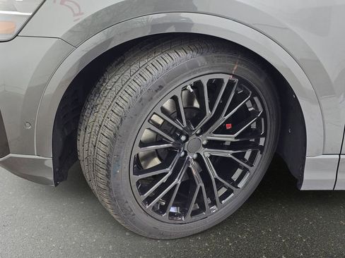 New 2026 Audi SQ8 Premium Plus image 31