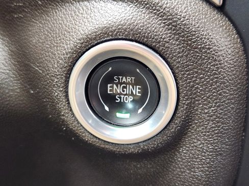 Used 2020 Chevrolet Silverado 1500 RST w/ Texas Edition RWD image 17