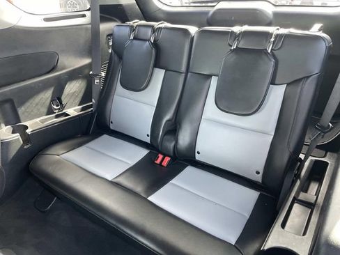 Used 2022 Ford Explorer XLT w/ Equipment Group 202A image 32