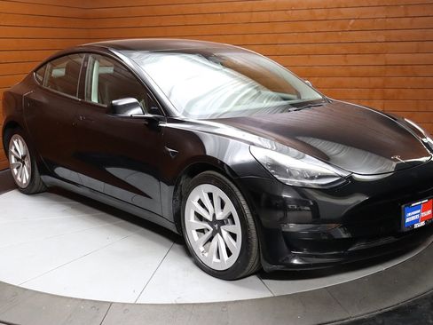 Used 2023 Tesla Model 3 Standard Range image 53
