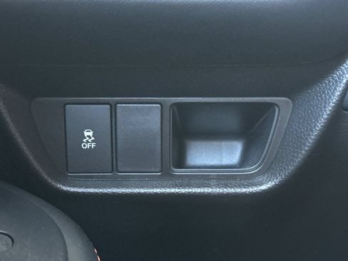 Certified 2026 Honda HR-V Sport image 31