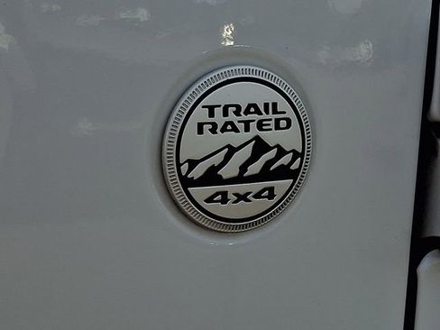 Used 2018 Jeep Wrangler Unlimited Sport AWD/4WD image 30