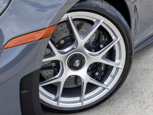 Certified 2025 Porsche 911 GT3 RWD image 14