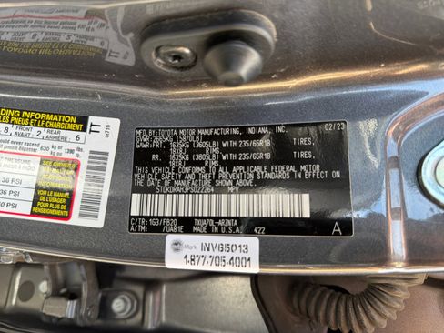 Used 2023 Toyota Highlander LE image 27