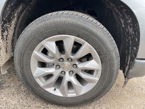 Used 2023 Chevrolet Silverado 1500 Custom image 18