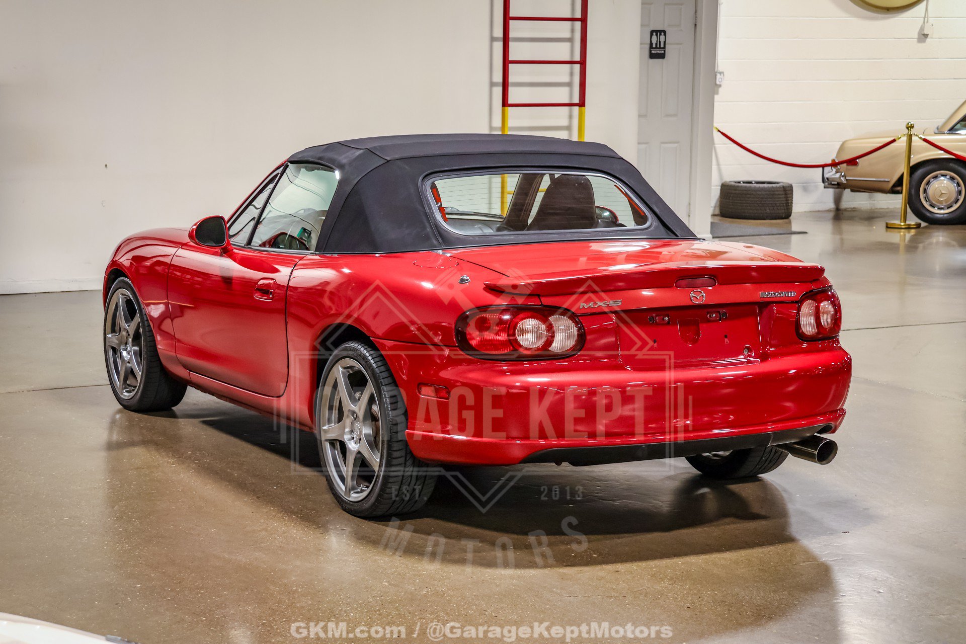Used 2004 MAZDA MX-5 Miata MAZDASPEED w/ Grand Touring Pkg RWD image 5
