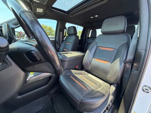Used 2021 GMC Sierra 1500 AT4 w/ AT4 Preferred Package AWD/4WD image 23