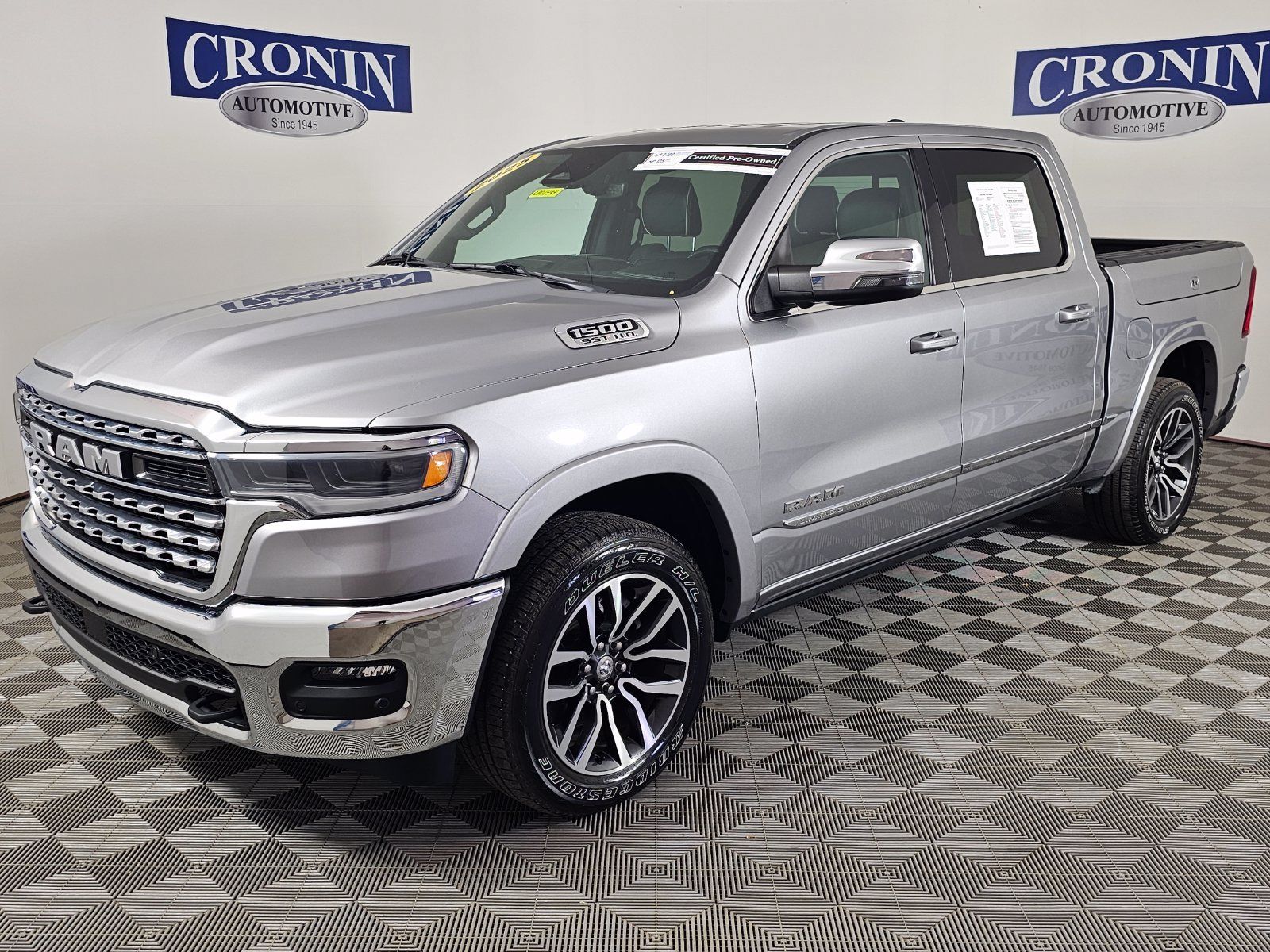 Used 2025 RAM 1500 Limited AWD/4WD image 34