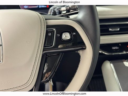New 2026 Lincoln Aviator AWD image 28