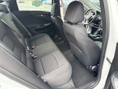 Used 2023 Chevrolet Malibu LS FWD image 14