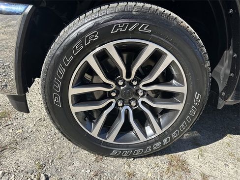 Used 2025 RAM 1500 Limited image 11