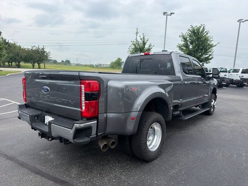 Used 2023 Ford F350 Lariat w/ Lariat Ultimate Package AWD/4WD image 6