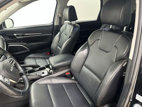 Used 2025 Kia Telluride S image 14