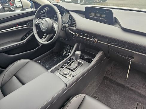 New 2026 MAZDA MAZDA3 2.5 S Sedan w/ Preferred Pkg image 30