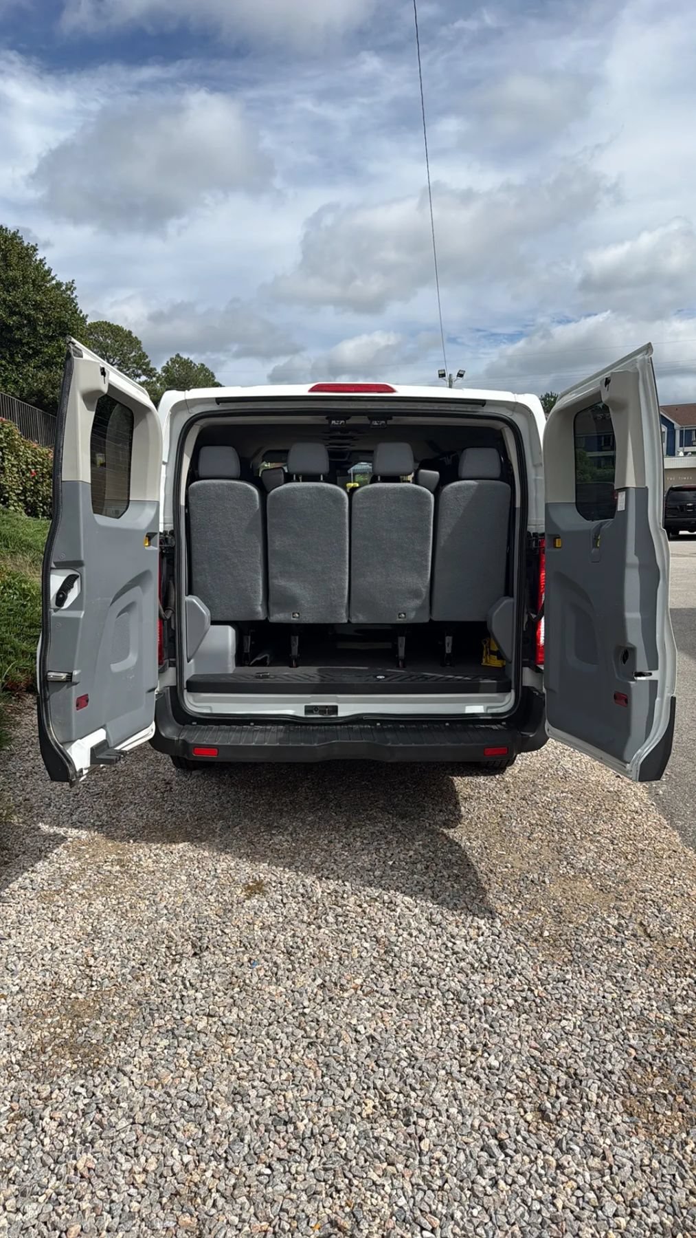 Used 2015 Ford Transit 350 XLT RWD image 9