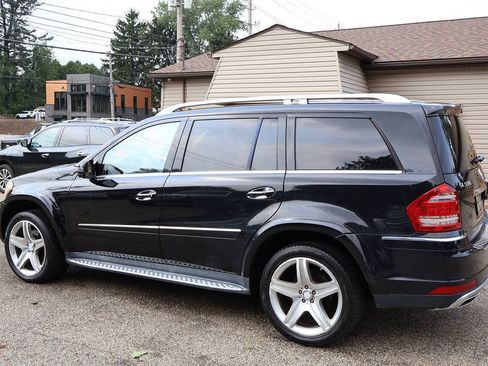 Used 2011 Mercedes-Benz GL 550 4MATIC image 7