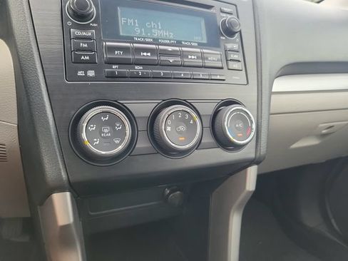Used 2015 Subaru Forester 2.5i w/ Alloy Wheel Package AWD/4WD image 22