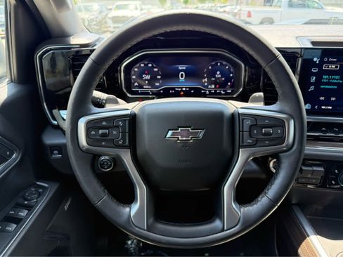 Used 2024 Chevrolet Silverado 1500 LT Trail Boss w/ Convenience Package II AWD/4WD image 15