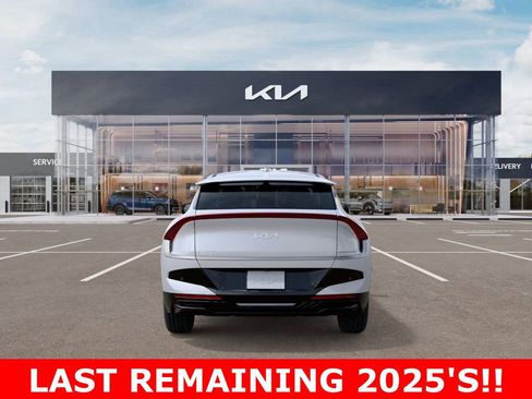 New 2025 Kia EV6 Wind image 5
