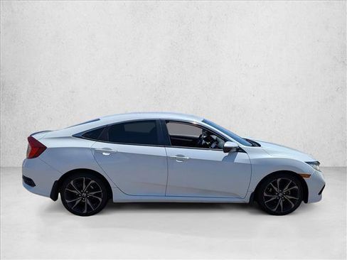 Used 2019 Honda Civic Sport image 4
