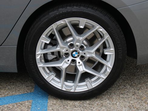 Used 2025 BMW 330i Sedan w/ Convenience Package image 13