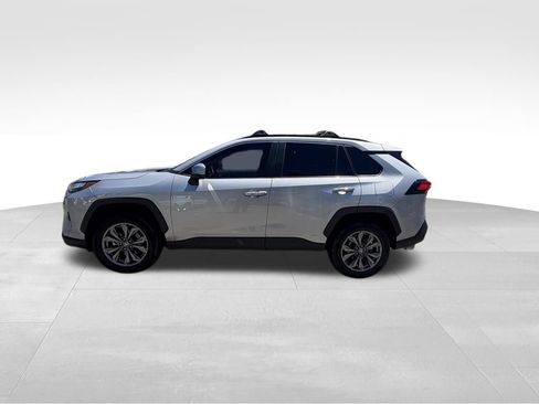 Used 2022 Toyota RAV4 Limited w/ Limited Grade Weather Package AWD/4WD image 4