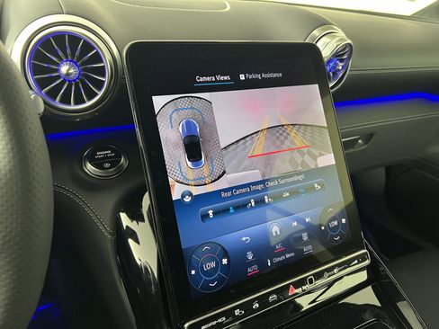 Used 2024 Mercedes-Benz SL 43 AMG image 26