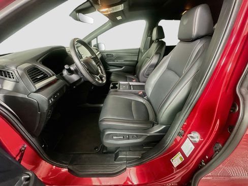 Used 2025 Honda Odyssey Sport-L image 13
