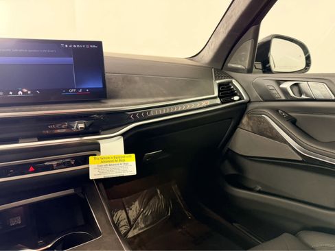 New 2026 BMW X7 xDrive40i w/ M Sport Package AWD/4WD image 16