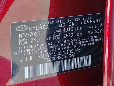 Used 2024 Genesis G70 2.5T w/ Sport Prestige Package image 36