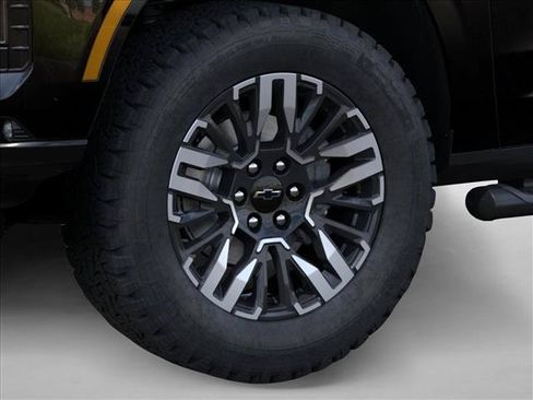 New 2026 Chevrolet Tahoe Z71 w/ Comfort Package AWD/4WD image 9