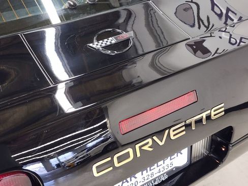 Used 1994 Chevrolet Corvette Coupe image 35