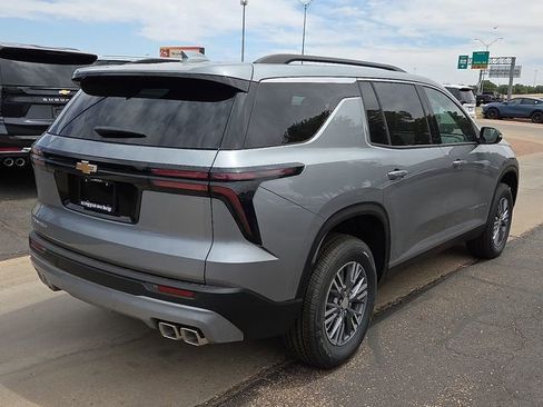 New 2026 Chevrolet Traverse LT FWD image 4