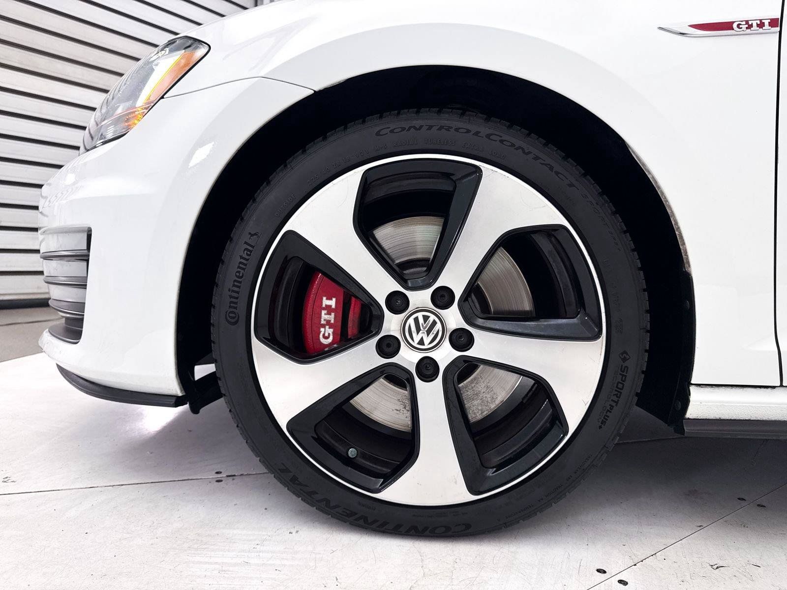 Used 2017 Volkswagen GTI Autobahn FWD image 17