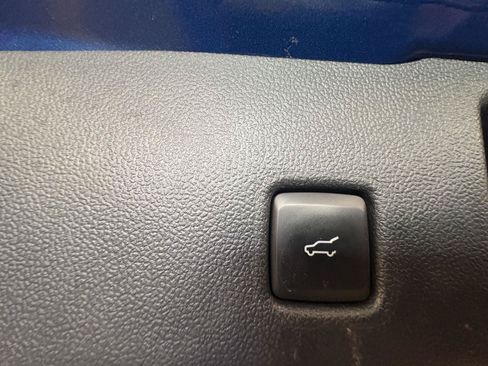 Used 2023 Ford Escape Active w/ Tech Pack #2 AWD/4WD image 19