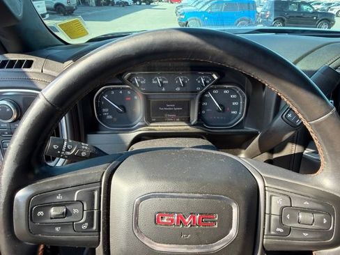 Used 2019 GMC Sierra 1500 AT4 w/ AT4 Premium Package AWD/4WD image 11