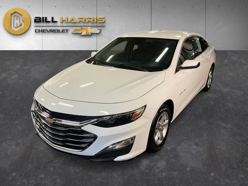 Used 2024 Chevrolet Malibu LS FWD image 1