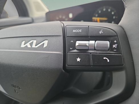 New 2026 Kia Sportage SX image 41