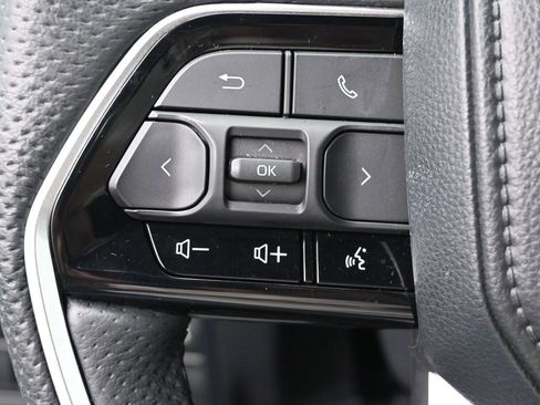 Used 2024 Toyota Tundra Platinum image 17