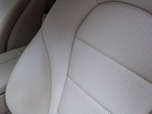 Used 2022 Mercedes-Benz GLC 300 image 23