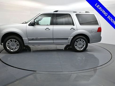 Used 2013 Lincoln Navigator Base w/ HD Trailer Tow Pkg image 4